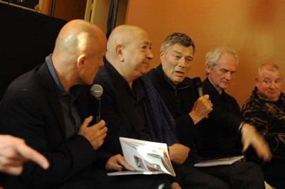 Photo de Olivier Poivre d’Arvor, Christian Boltanski, Jean Pierre Bertrand, Jean Pierre Raynaud et Claude Lévêque