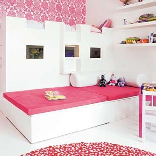[Girls-pink-bedroom[5].jpg]