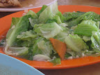 玻璃生菜，唔唔，我不太爱吃…… q: