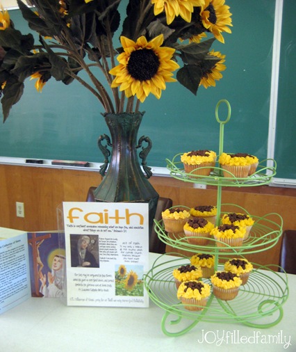 sunflower cupcake display