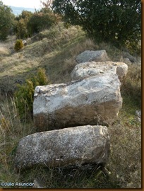 Grandes piedras en flanco sur de muralla - castro de urri - Ibiricu