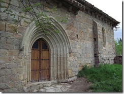 Iglesia de Iriso - ruta sierra de Gongolatz