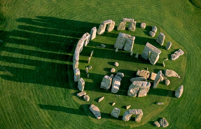 [stonehenge-7 I[3].jpg]