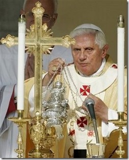 Altar Papal