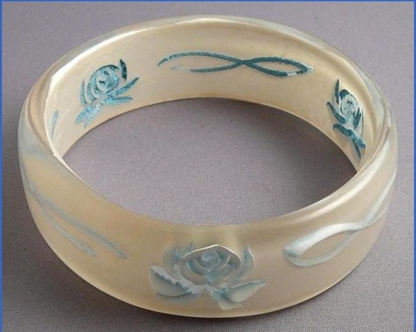 [Blue rose bracelet[3].jpg]