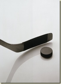 465917hockey-stick-and-puck-posters