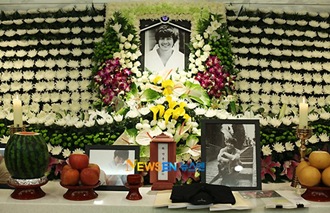 Park Yong Ha Funeral 05