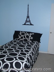 chelseas bedroom 039