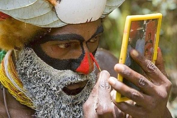 [Tim Laman - Il trucco (Papua Nuova Guinea[4].jpg]