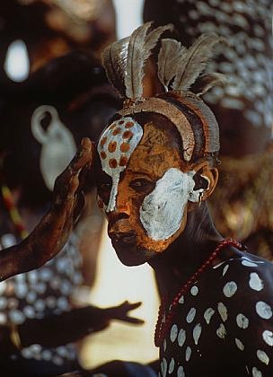[Painted Karo Courtship Dancer, Ethiopia, 1996[4].jpg]