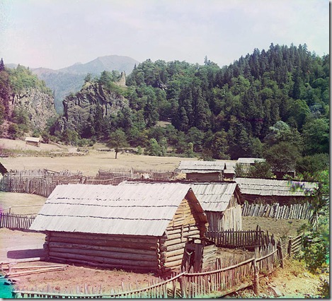 Log buildings in the Ural Mountain Region; between 1905 and 1915
Sergei Mikhailovich Prokudin-Gorskii Collection (Library of Congress).