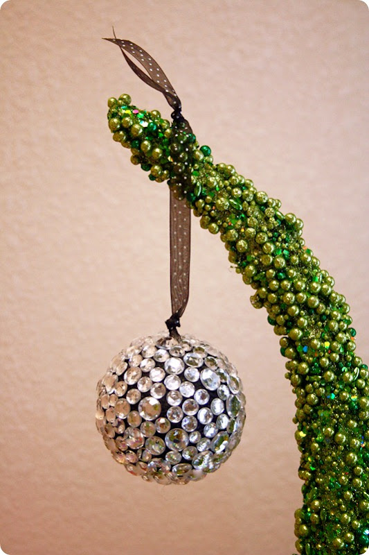 12 Days of Christmas - 3rd Day - Jeweled Ornament - WhipperBerry
