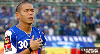 persib bandung nova kapten