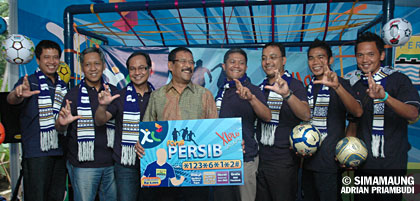 persib bandung dengan XL