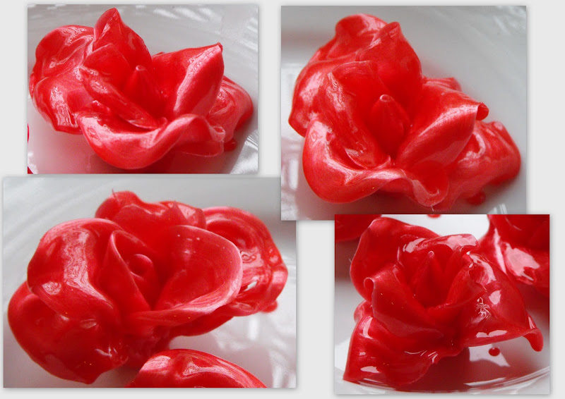 http://lh4.ggpht.com/_w7DlL7vsqaY/TNfhoyFNCVI/AAAAAAAAFS8/xuff5HPPs8Y/s800/premiere%20fleurs%20en%20sucre.jpg
