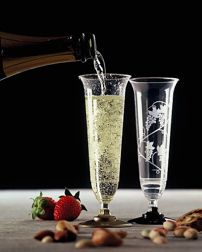 125ml_Plastic_Champagne_Flute.jpg