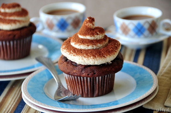 Mocha Tiramisu Cupcakes
