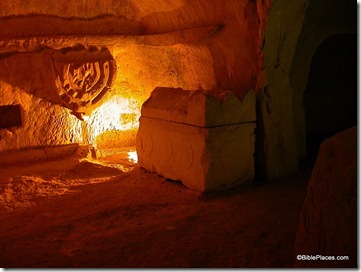 Beth Shearim Cave of Coffins menorah, tb040603019