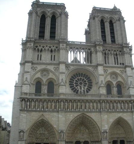 [Notre Dame front (2)[3].jpg]