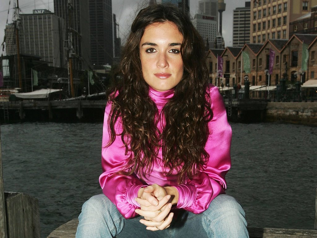 [pazvega281920x1440.jpg]