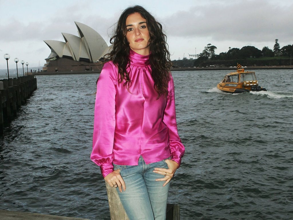 [pazvega301920x1440.jpg]