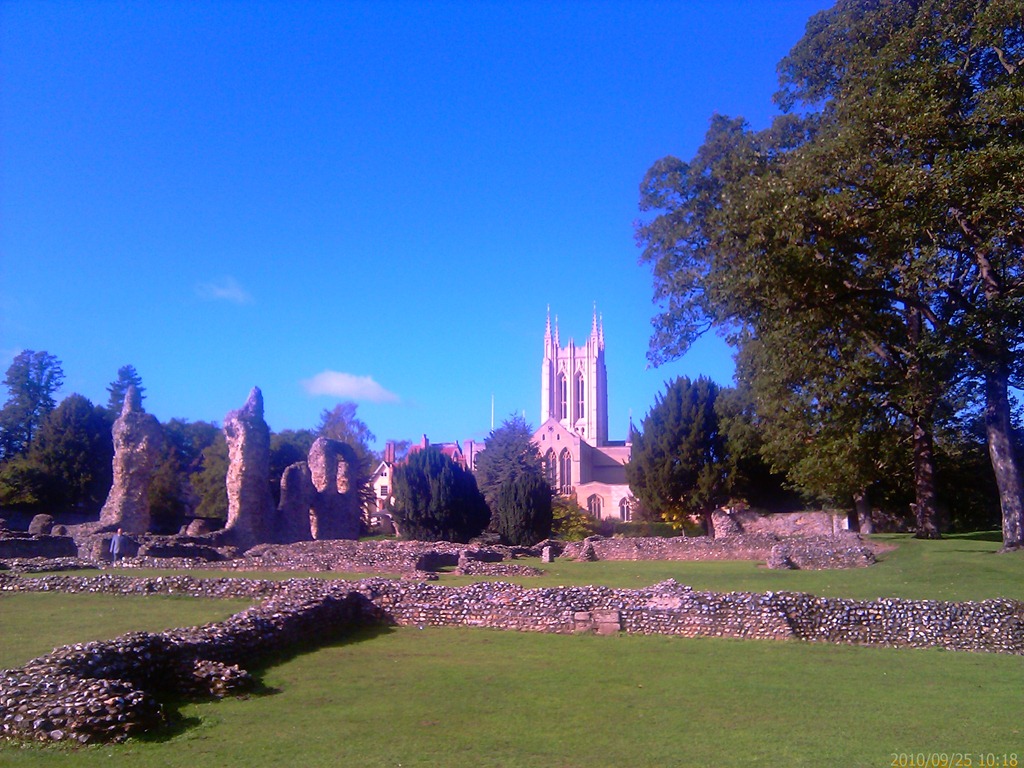 [Abbey Gardens 4.jpg]