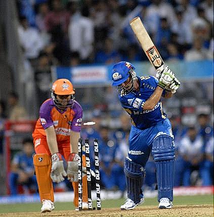 [Mumbai put on 61 for the first wicket in under nine overs but Davy Jacobs, who had just contributed 12[4].jpg]
