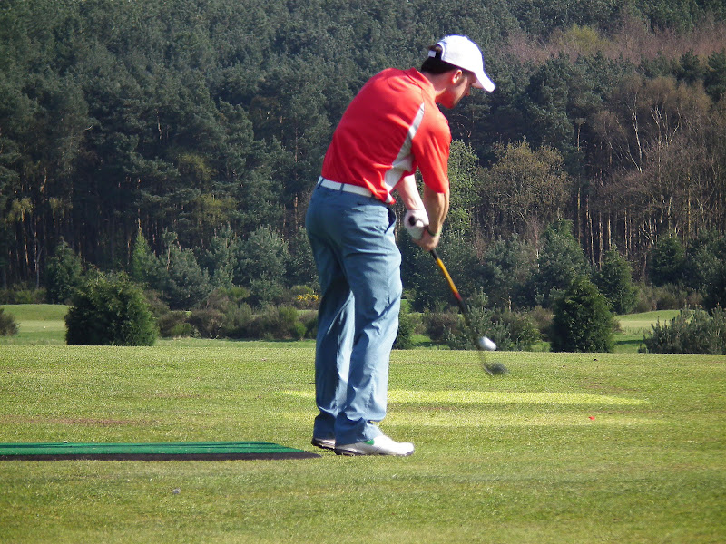 Golfer%20Taking%20Shot%20461-2.jpg