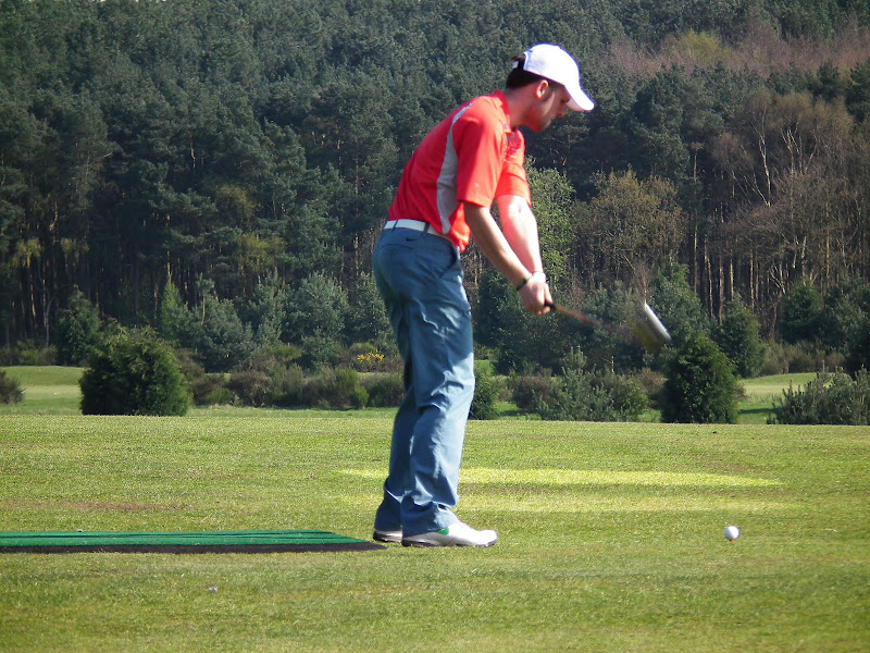 Golfer%20Taking%20Shot%20460-2.jpg