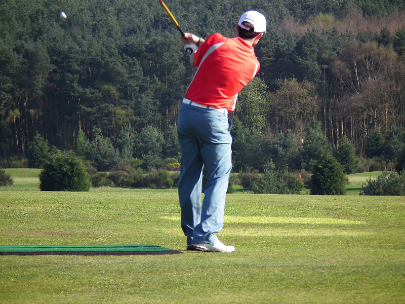Golfer%20Taking%20Shot%20463-2.jpg