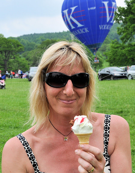 Eating%20Ice%20Cream.jpg