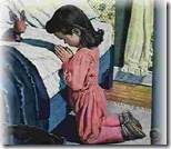 niños rezando (10)