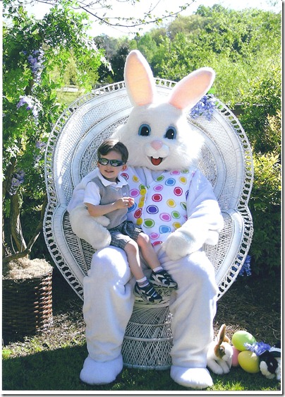 Leo.Easter Bunny.2011 001