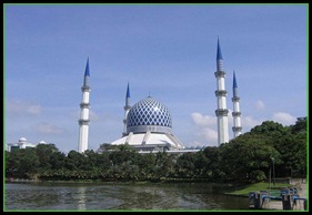 MASJID SULTAN SALAHUDIN ABDUL AZIZ, MALAYSIA MASJID SULTAN SALAHUDIN ABDUL AZIZ, MALAYSIA