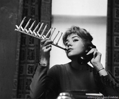 [cigarette-pack-holder.jpg]