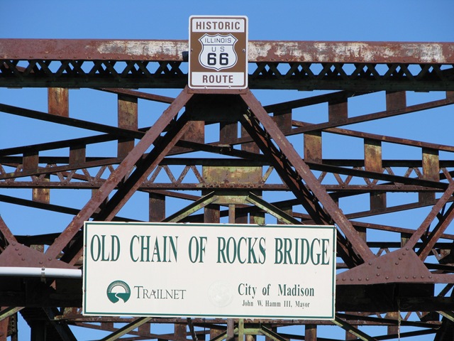 [3 Rte 66 Chain of Rocks Bridge IL[2].jpg]