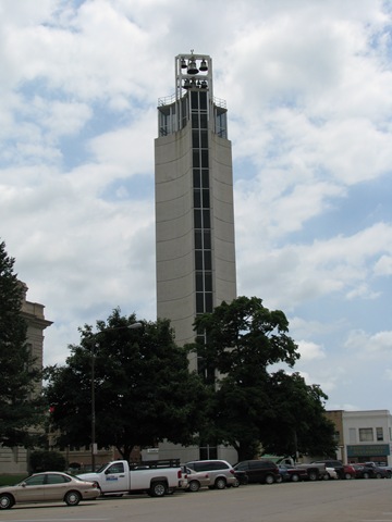 [0390 Mahanay Memorial Carillon Tower Jefferson IA[2].jpg]
