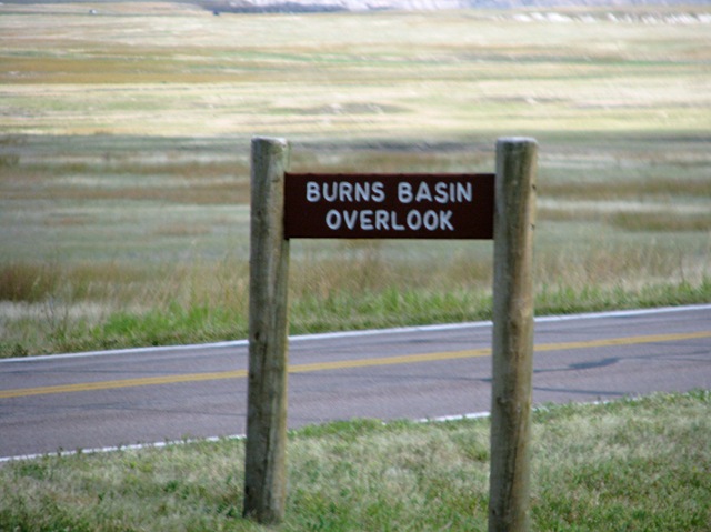 [6717 Burns Basin Overlook Badlands National Park SD[2].jpg]