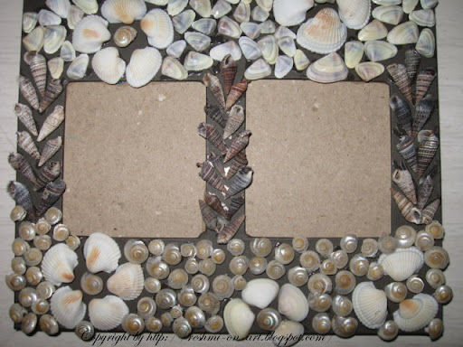 Double-sided-picture-frame-Shell-floral-designs