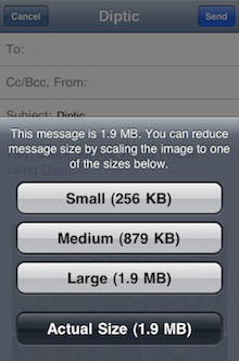 只能以email寄出檢視，無法附加檔案。可以選擇照片顯示尺寸。
