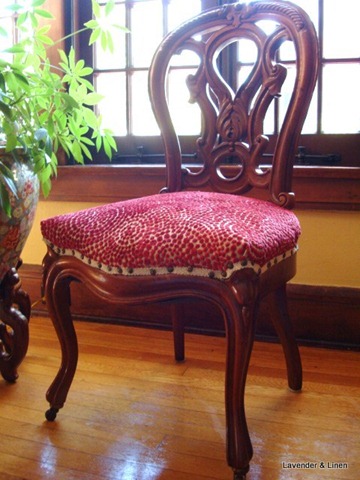[livingroomchairs01717.jpg]