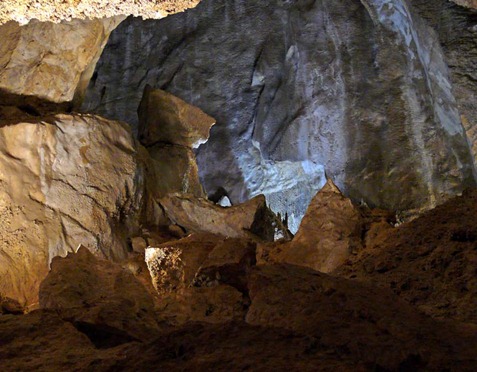Cave View3