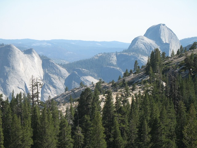 [Yosemite Half Dome right[3].jpg]