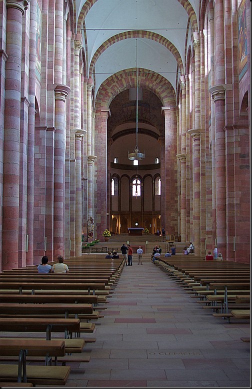 katedra w spirze - nawa główna