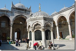 Turkia 2009 - Estambul  -Nueva Mezquita, Eminonu    274