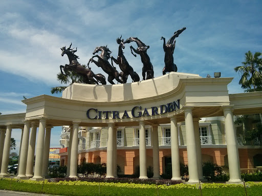 Citra Garden Horse Statue 