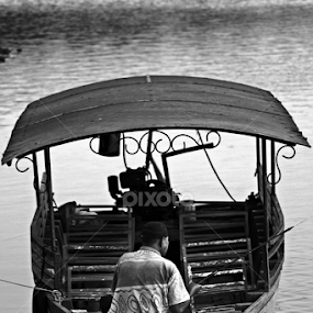 pancing by Dhevid Pradana - People Street & Candids