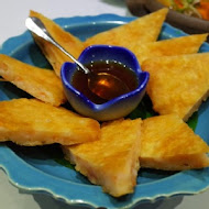 晶湯匙泰式主題餐廳(復興SOGO店)