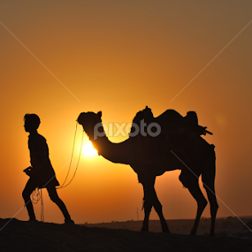 by Vijay Nagaonkar - People Street & Candids