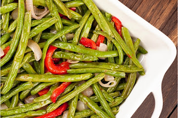 Roasted Green Bean, Pepper and Shallot Salad